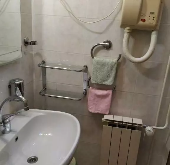 هتل Accomodation Pertout
