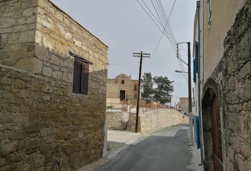 بنسيون Casavero