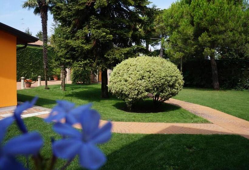 פנסיון La Brigata Apartments Suite Room