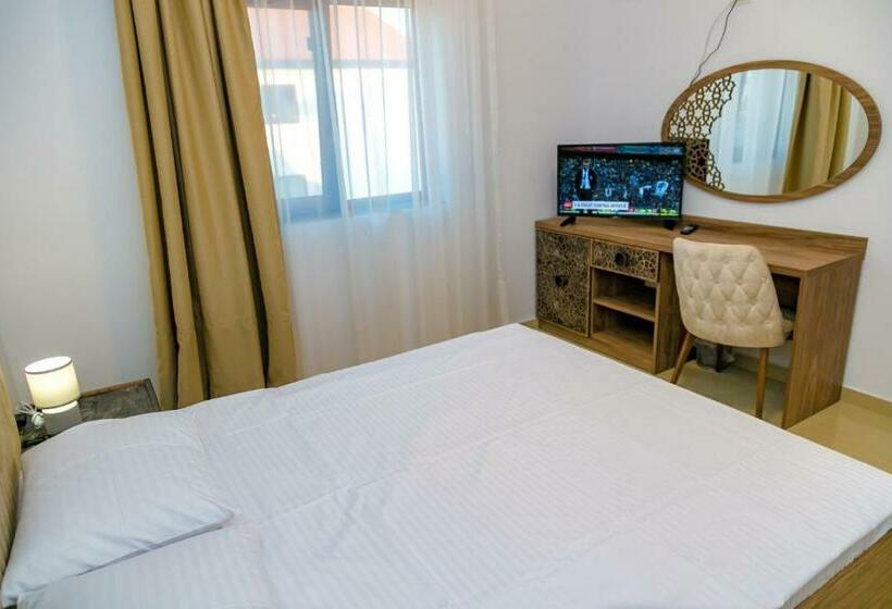 膳宿费 Summer Villa