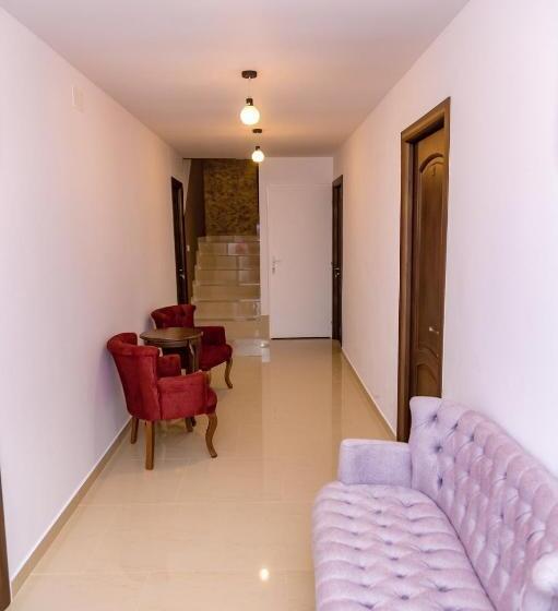 膳宿费 Summer Villa