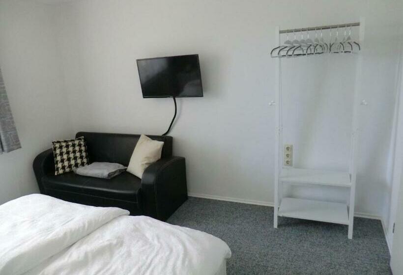 住宿加早餐  Fam.schwenkel