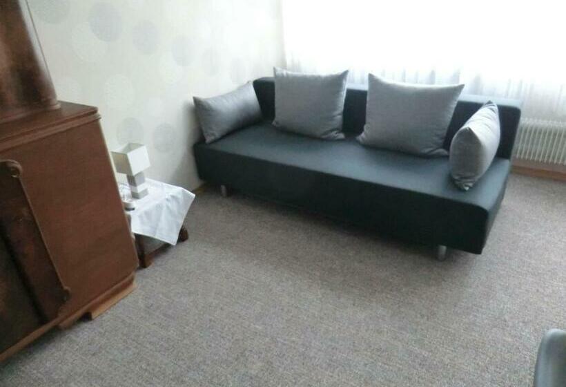 住宿加早餐  Fam.schwenkel