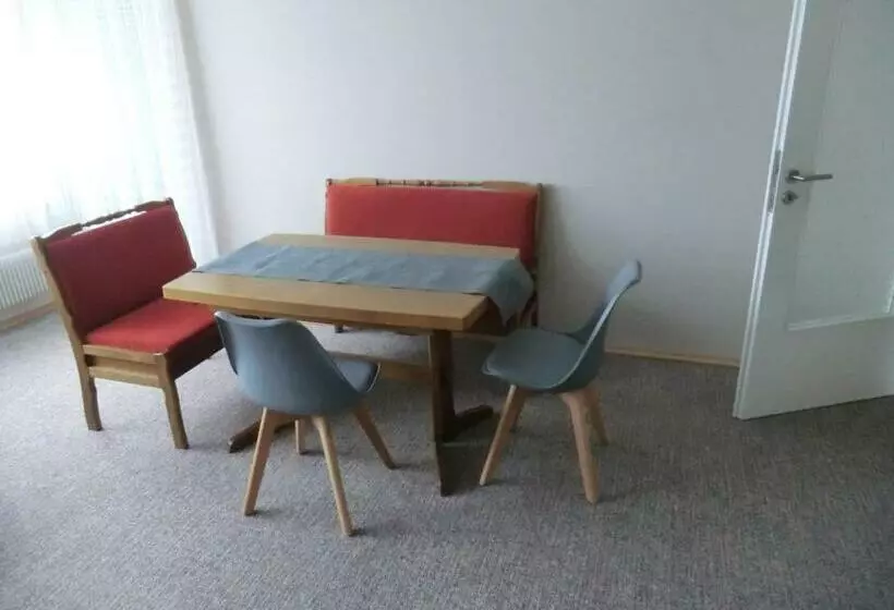 Aamiaismajoitus (B&B) Fam.schwenkel