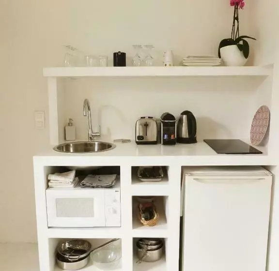 Aamiaismajoitus (B&B) La Maison Jaune