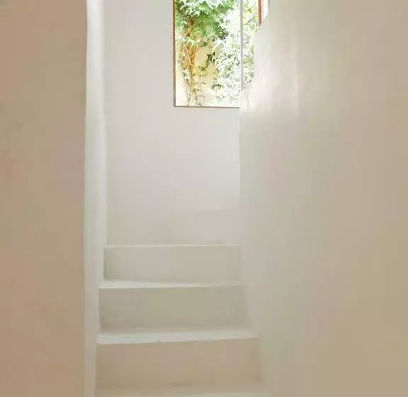 Aamiaismajoitus (B&B) La Maison Jaune