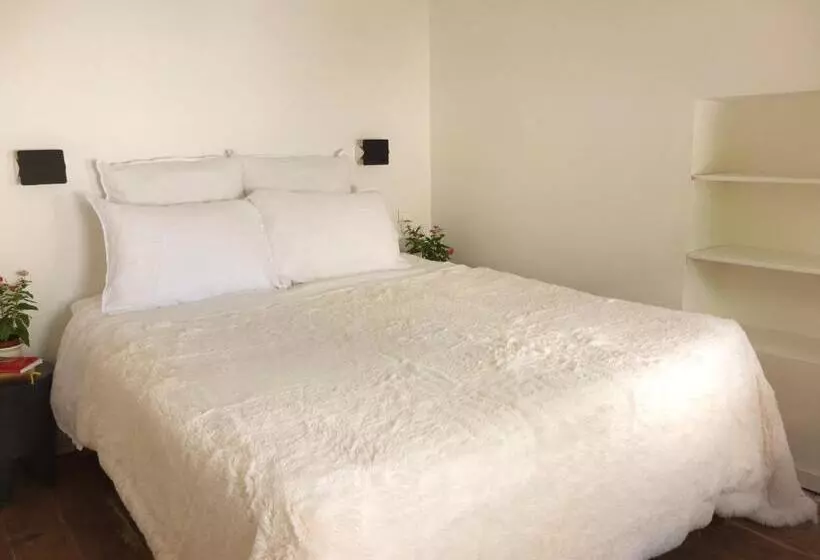 Aamiaismajoitus (B&B) La Maison Jaune