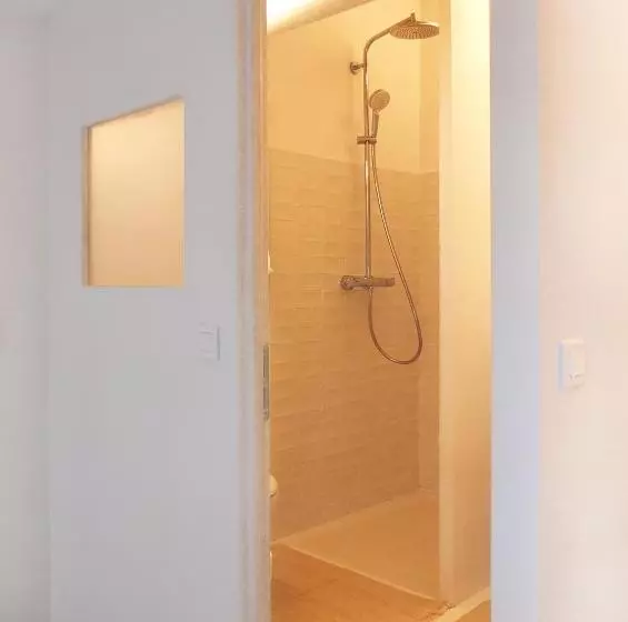 Aamiaismajoitus (B&B) La Maison Jaune