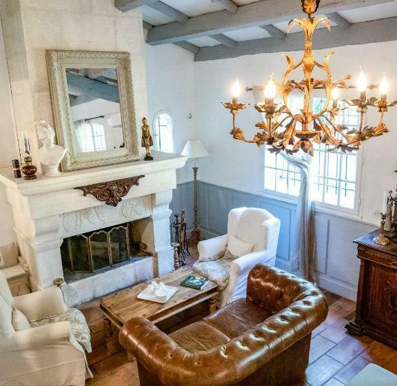 تختخواب و صبحانه Le Mas Des Agapes