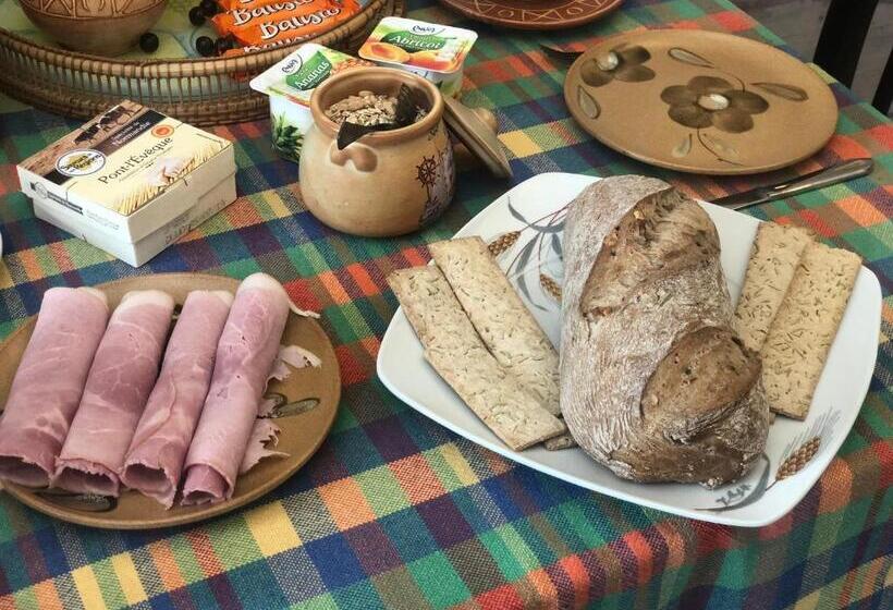 تختخواب و صبحانه Sol Ange Maison D Hotes