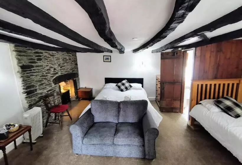 ホテル The Darlington