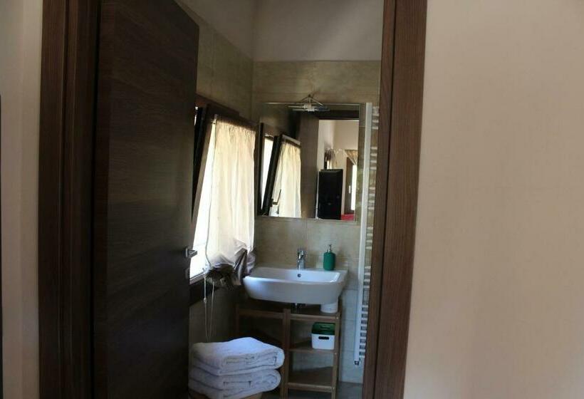 Pensión Archi Rooms