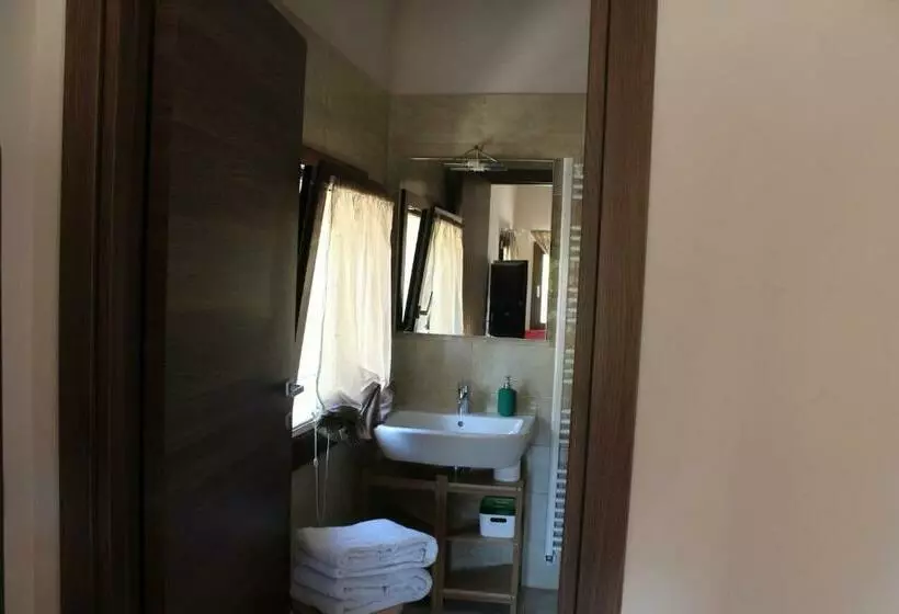 پانسیون Archi Rooms
