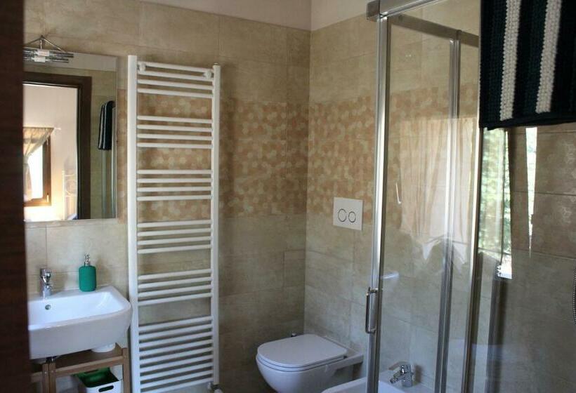 Pensión Archi Rooms