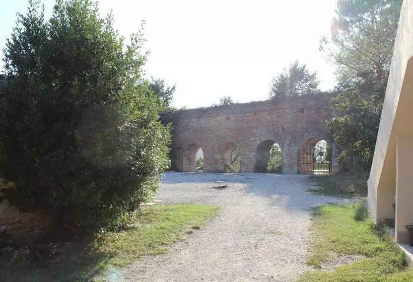 پانسیون Archi Rooms