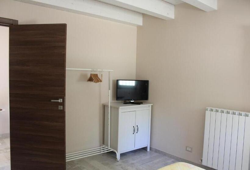 Pensión Archi Rooms