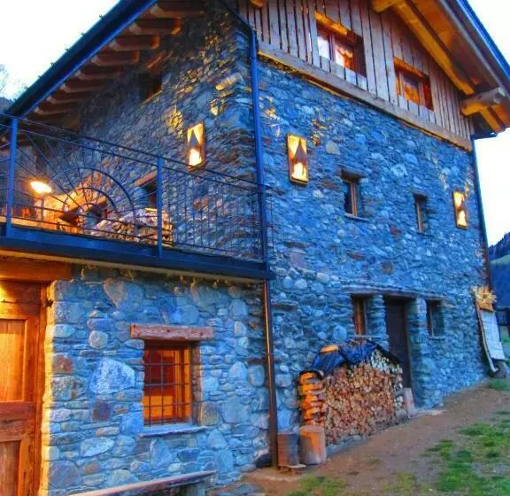 Majatalo Chalet Cuore Selvatico