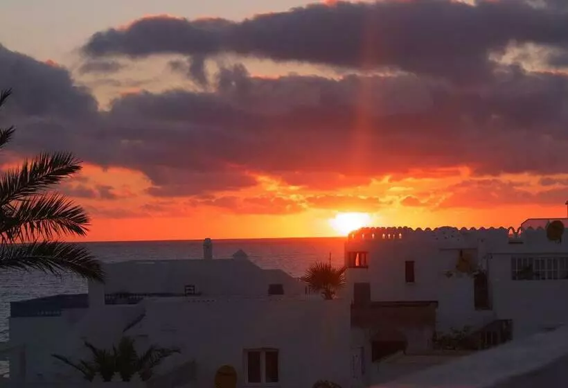 پانسیون Darmimouna