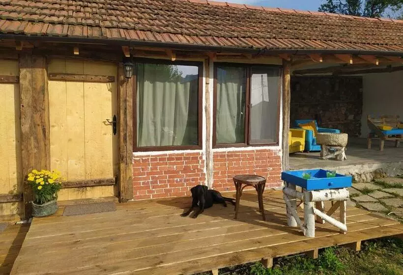 Majatalo The Old Nest