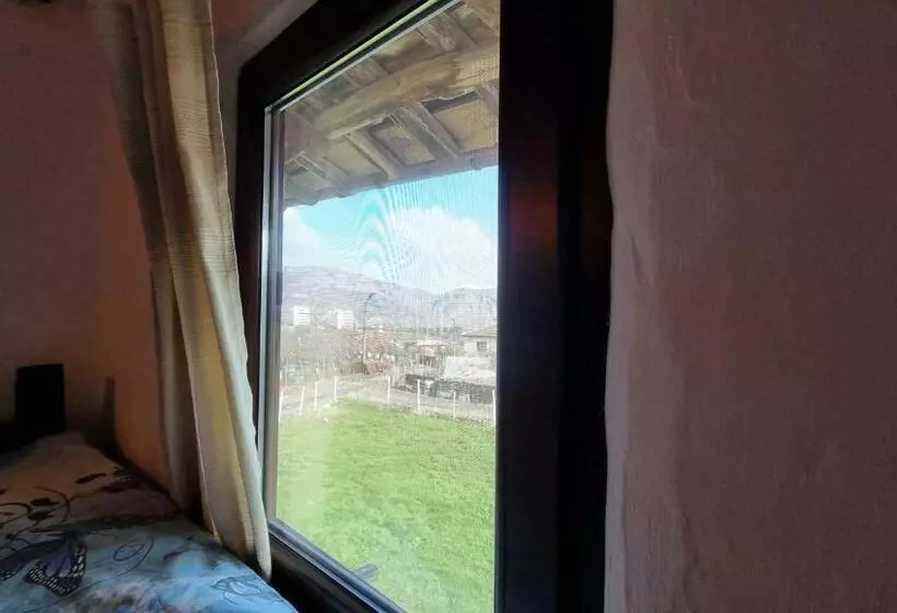 Majatalo The Old Nest