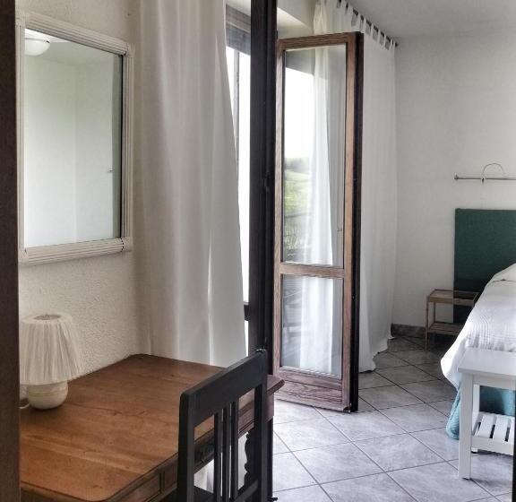 צימר Villa Belvedere Langhe