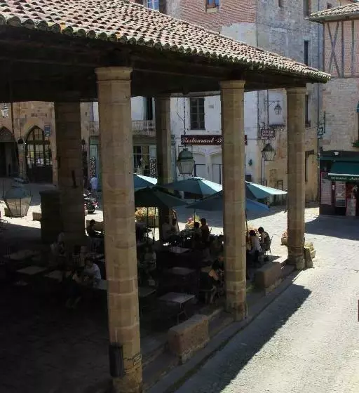 Majatalo Chambre Cozy Et Salon De 60 M2 Au Coeur De La Cité