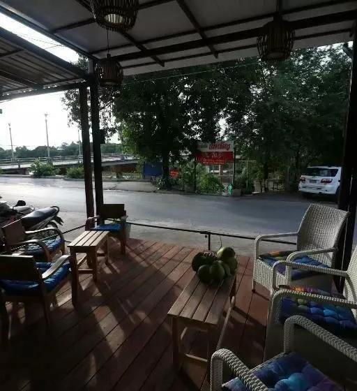 پانسیون Little Jasmine By The River