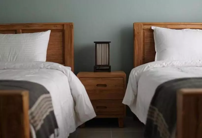 پانسیون Little Jasmine By The River