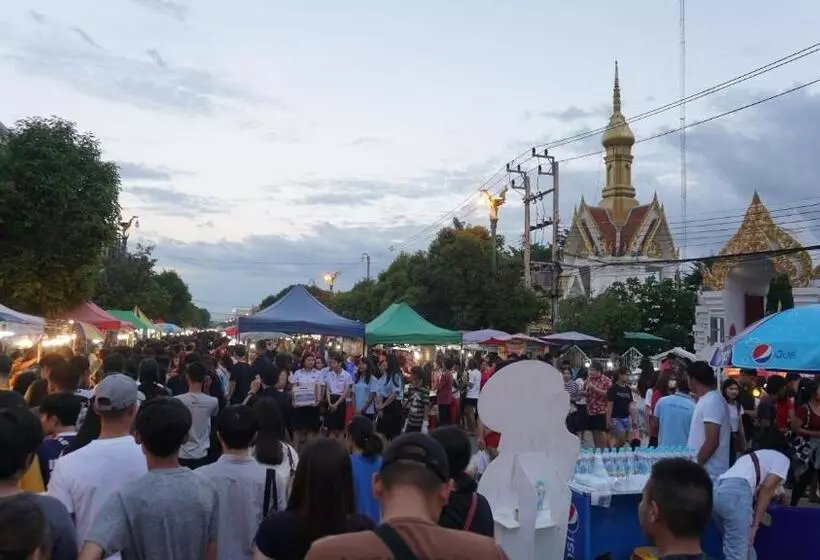 پانسیون Little Jasmine By The River