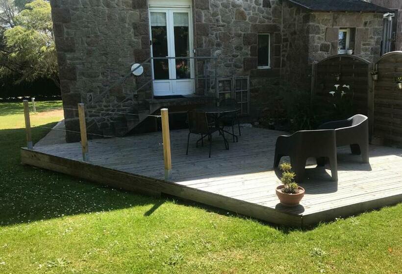 مبيت وإفطار La Jackal