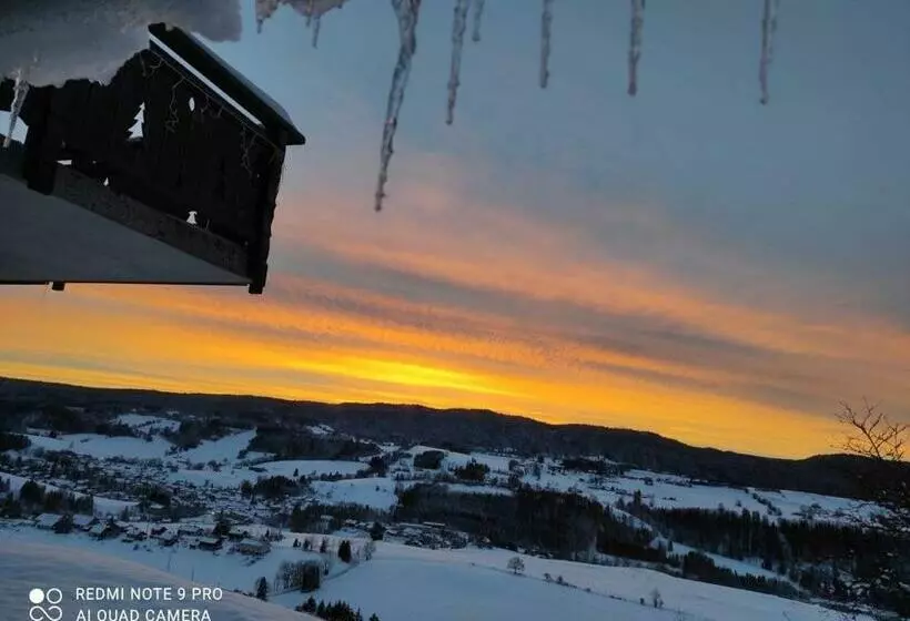 ベッドアンドブレックファースト Les Genévriers