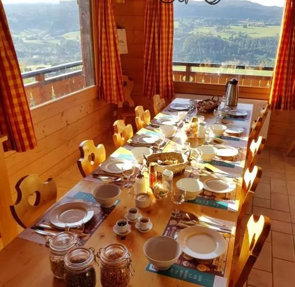 ベッドアンドブレックファースト Les Genévriers