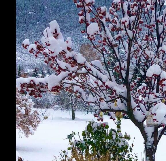 تختخواب و صبحانه Une Envie De Montagne