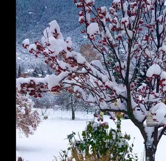 Aamiaismajoitus (B&B) Une Envie De Montagne