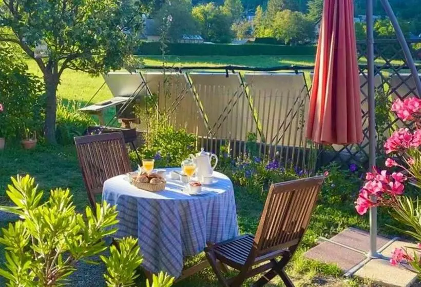 Aamiaismajoitus (B&B) Une Envie De Montagne