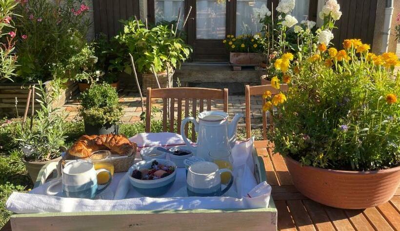 تختخواب و صبحانه Une Envie De Montagne