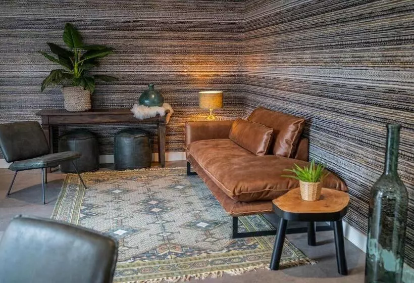 Just Texel Suites & Apartments