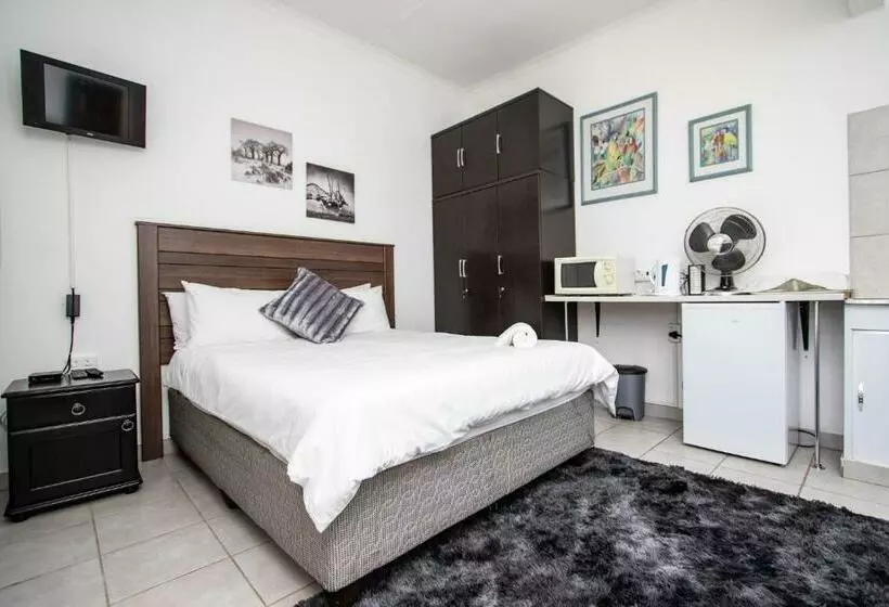 ペンション Willow Guest House