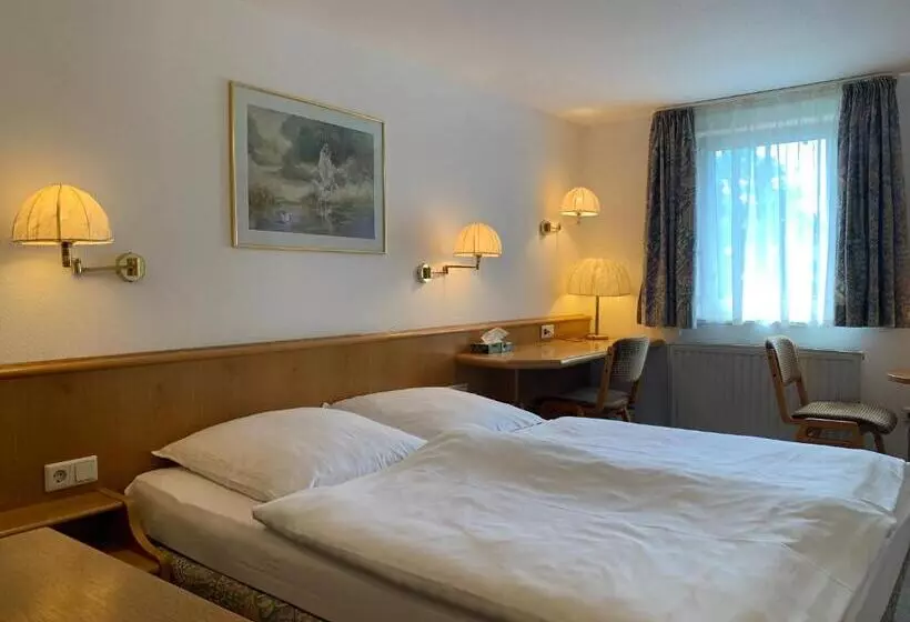 Retkeilymaja Gasthof Zum Bären