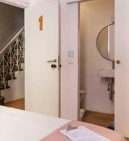 Retkeilymaja Mapango Small Rooms