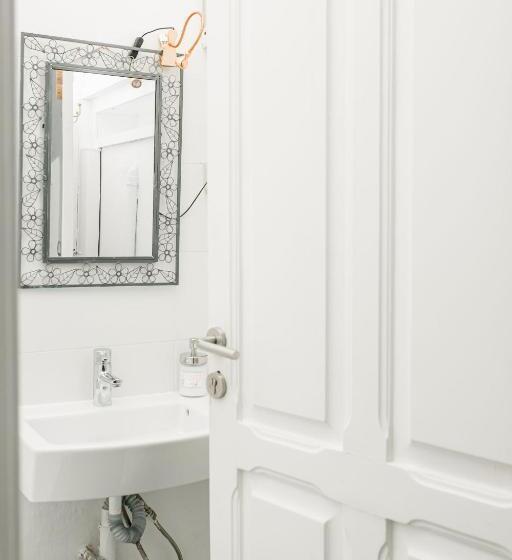 هاستل Mapango Small Rooms