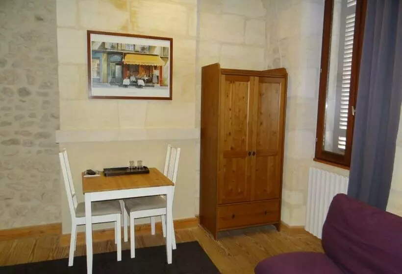 Aamiaismajoitus (B&B) Au Cœur Des Vignobles