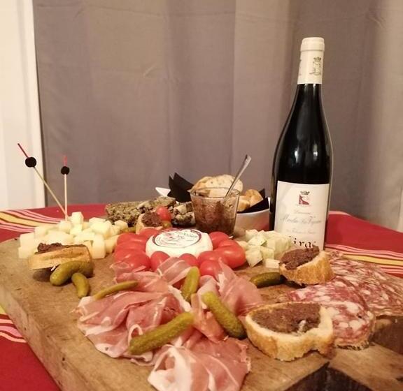 민박 Chambre Familiale Le Pêcher