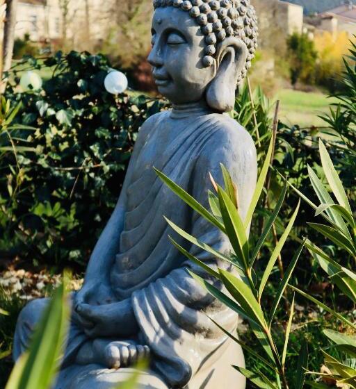 민박 Chambre Familiale Le Pêcher