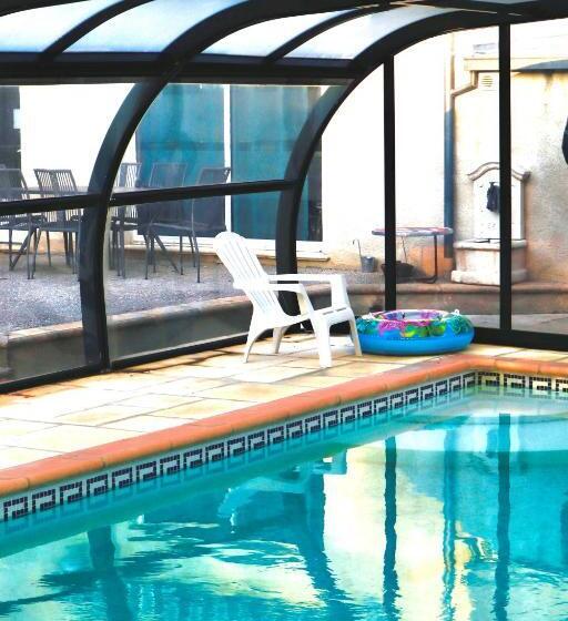 민박 Chambre Familiale Le Pêcher