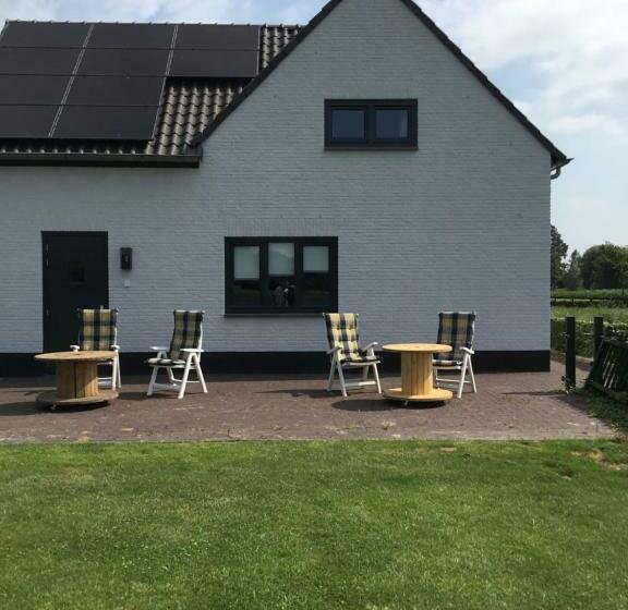 مبيت وإفطار De Weije Wereld