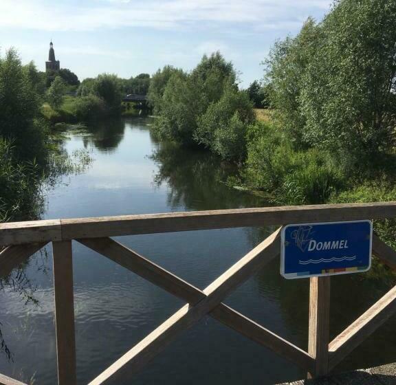 مبيت وإفطار De Weije Wereld