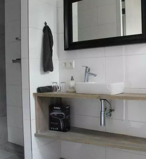 تختخواب و صبحانه De Weije Wereld