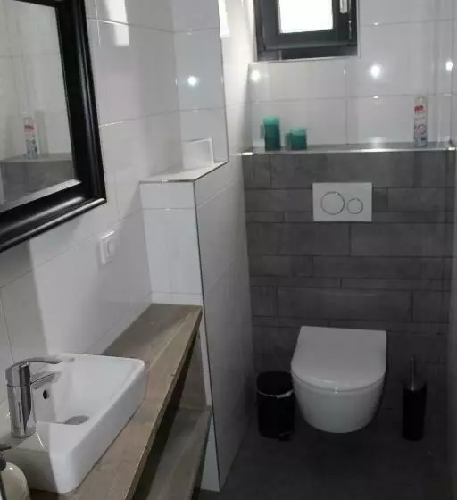 تختخواب و صبحانه De Weije Wereld