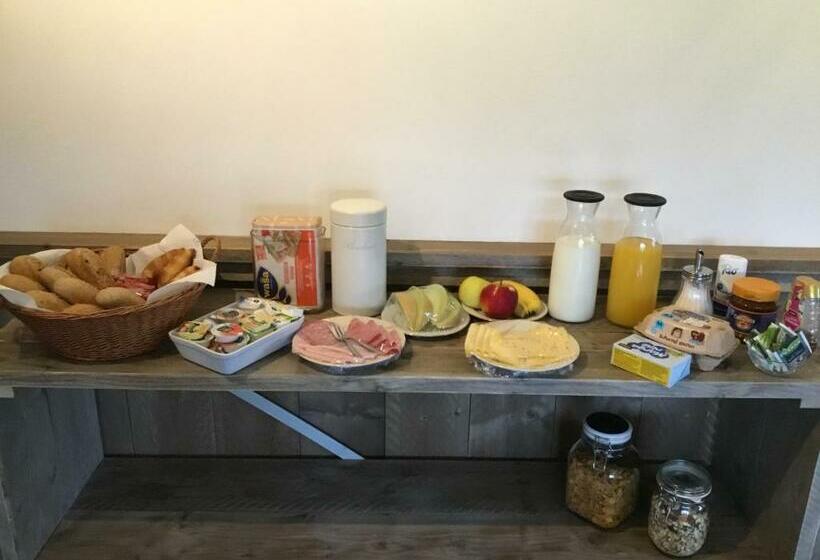 مبيت وإفطار De Weije Wereld